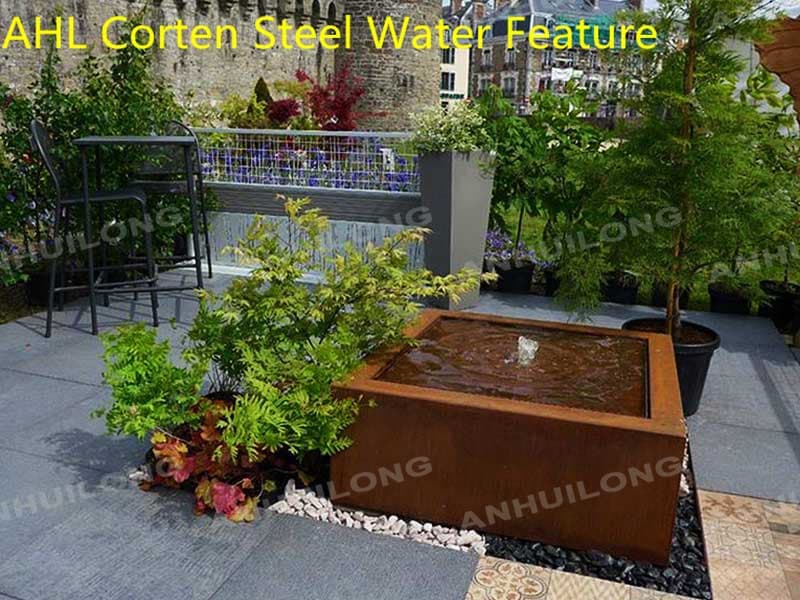 <h3>Outdoor Fountains at Lowes.com</h3>
